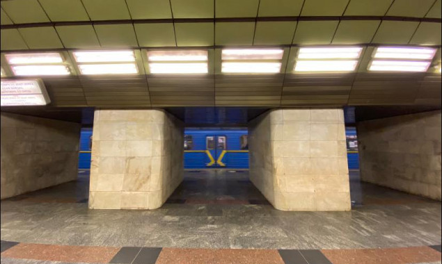 У Києві з 20 липня тимчасово закрили вестибюлі двох станцій метрополітену