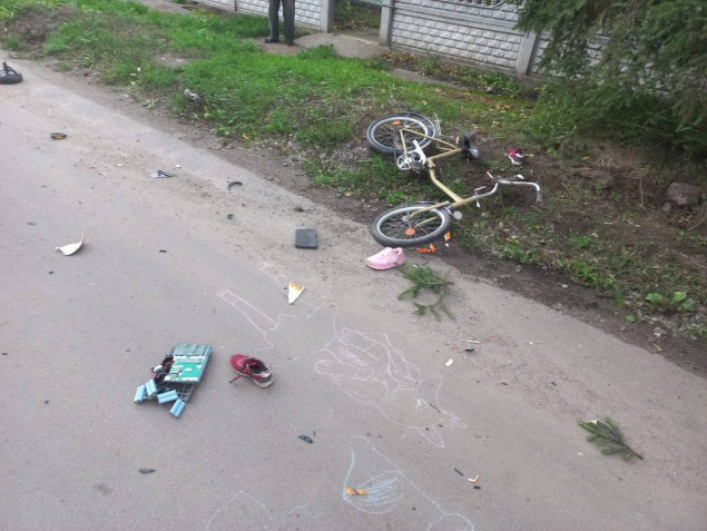 У Сквирі на Київщині водій насмерть збив двох дітей та намагався втекти (фото)