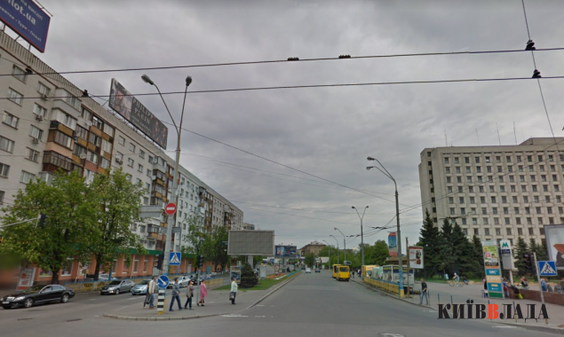 На вулиці Генерала Алмазова у Києві до 30 жовтня обмежуватимуть рух транспорту