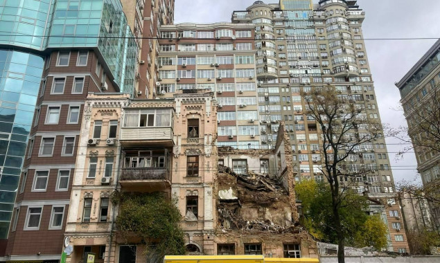 КП “Київекспертиза” вважає, що будинок на Жилянській пошкоджений на 100%