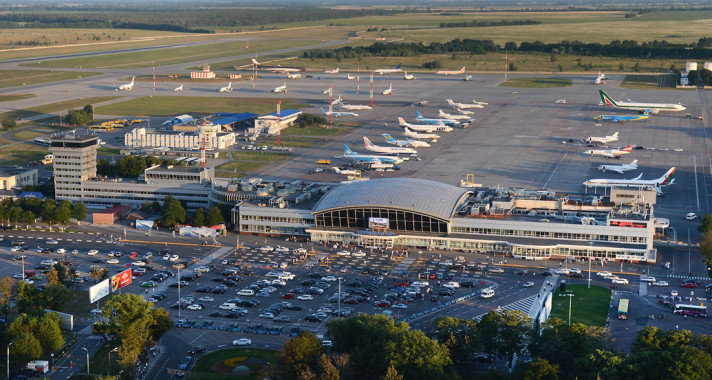 Аеропорт “Бориспіль” замовив 13 тис. кілограм фарби та нові стійки реєстрації