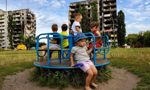 470 дітей загинули, 949 - отримали поранення в Україні внаслідок збройної агресії рф