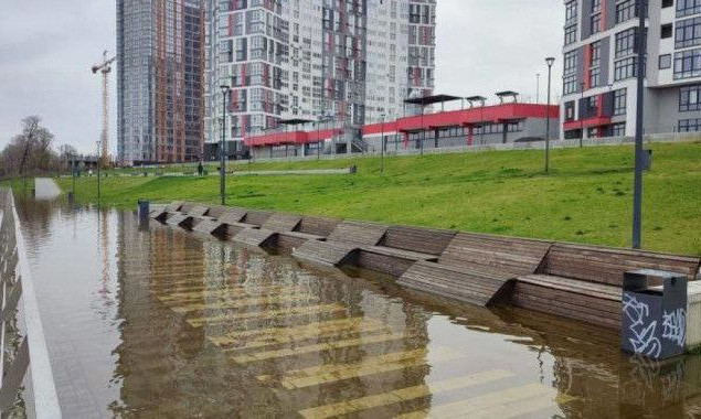 У Києві паводок вже кілька днів поспіль йде на спад, – КМВА 