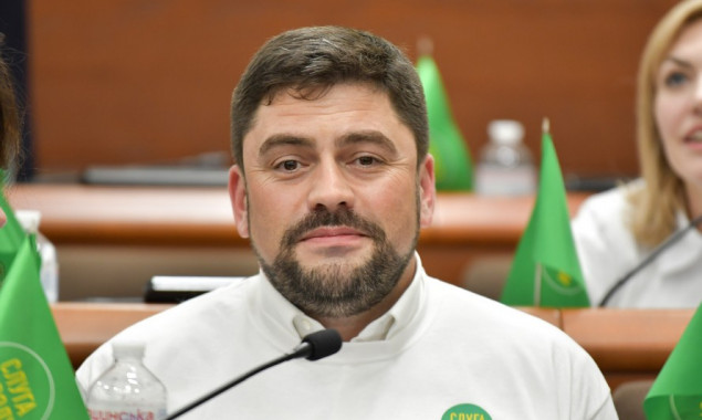 Депутат Київради Владислав Трубіцин залишився без фракції і без комісії
