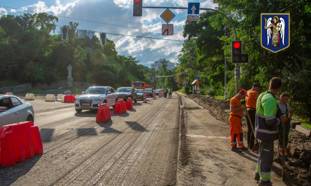 КМВА хочуть відкоригувати строки проведення планових ремонтів доріг в столиці, щоб врятувати столицю від заторів