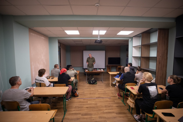 У Києві пройшло перше безоплатне навчання з підготовки до національного спротиву (фото)