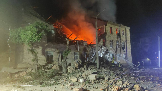 Внаслідок обстрілу окупантами Харківщини пошкоджено житлові будівлі, є поранені