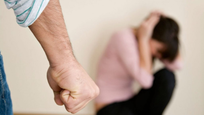 У столиці за жовтень на телефон довіри надійшло 513 звернень щодо домашнього насильства