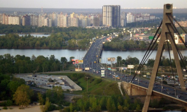Ремонтні роботи на мосту через річку Десенка у Києві продовжили до 1 листопада
