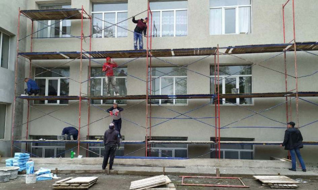 Красилівський ліцей готують до капремонту даху та утеплення фасаду за 34 млн гривень