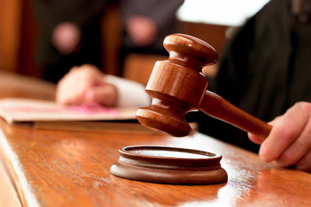 Суд поновив право “ПриватБанку” на розпорядження 245 АЗС