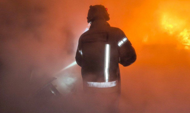 У Деснянському районі столиці під час пожежі у багатоповерхівці загинула людина