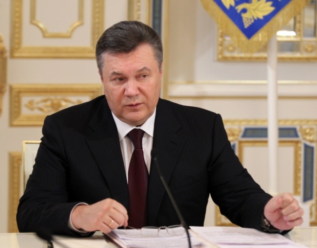 Янукович попросил дождаться выборов