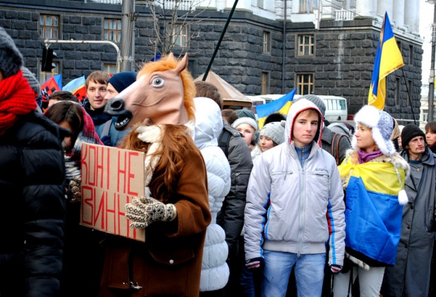 Польша готова учить украинских студентов, если тех выгонят из вузов за участие в митингах