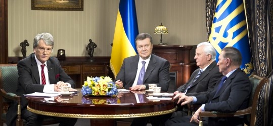 Янукович и Ко отказались “выступать” вживую