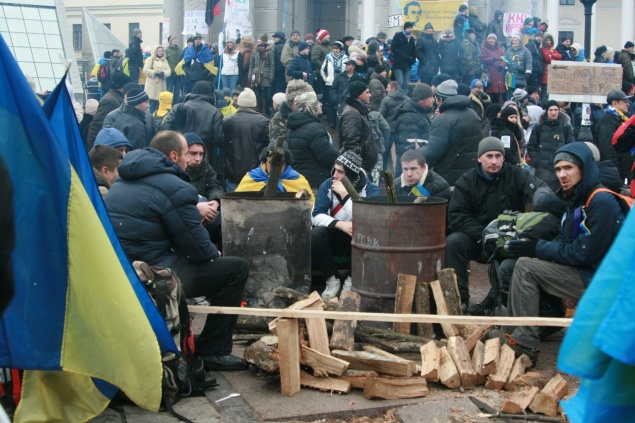 По мнению Косаковского, оппозиция не собирается решать проблемы Киева