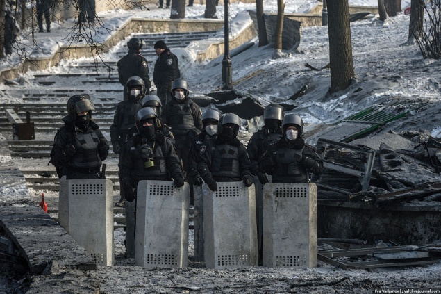 Захарченко приказал личному составу МВД быть сдержанными и не злить митинговальщиков