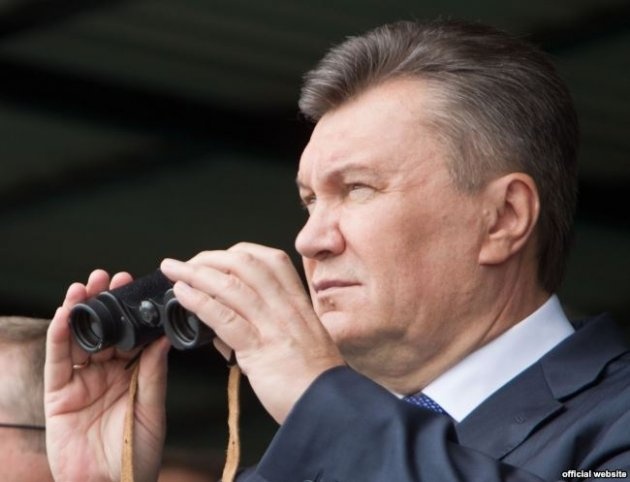 Януковича ищут по статье “умышленное убийство”