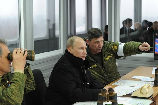 Путин приказал войскам “свернуть” “учения”