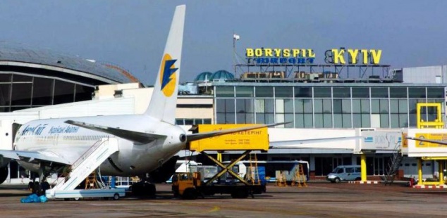 “Аэропорт холдинг” и “Аэропорт Консалт” продолжают работать на Януковича