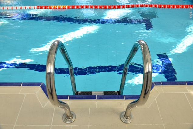 В Броварах заработал олимпийский бассейн, хотя и без директора
