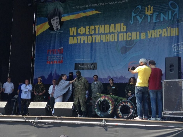 В Киеве состоялся последний набор в батальон “Донбасс”