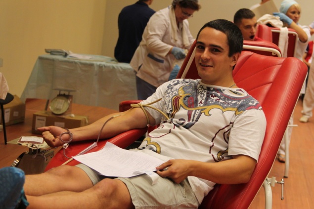 Киевляне сдали 70 литров крови для пострадавших в АТО (ФОТОРЕПОРТАЖ)