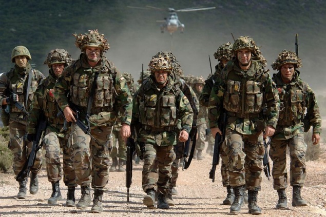 НАТО введет в Украину 600 своих солдат