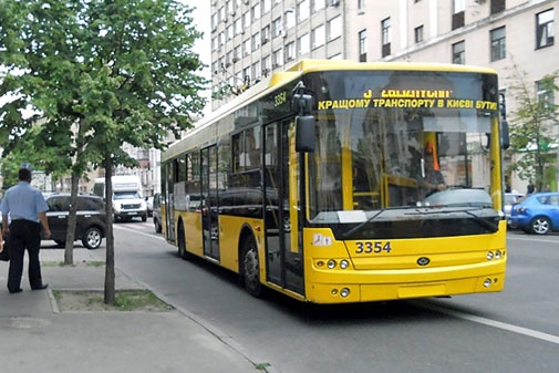 В КГГА пообещали жителям Старой Дарницы прямой автобус до Подола