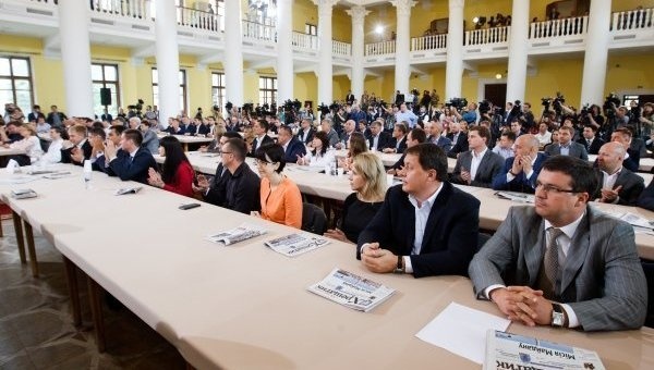 Столичные депутаты платят облсовету в среднем 7 тыс. грн за одно свое заседание