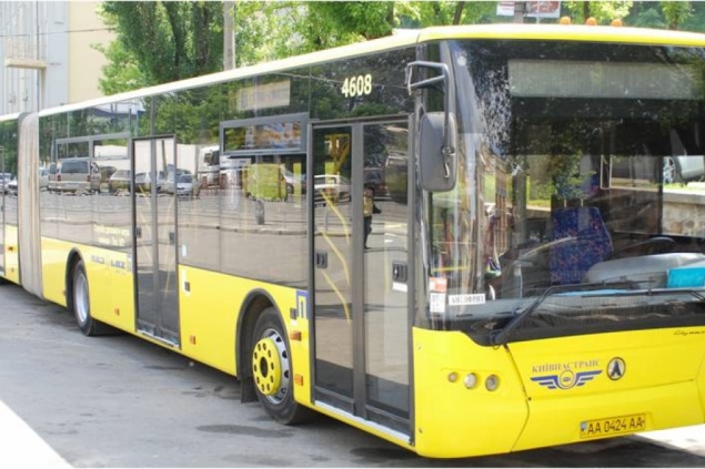 В Киеве запустили новый автобусный маршрут № 115, восстановив сообщение между Ленинградской и Контрактовой площадями