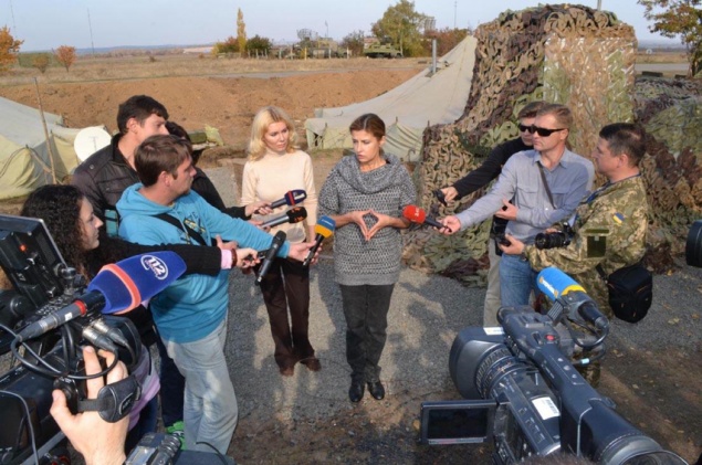 Марина Порошенко передала в зону АТО 10 тонн “гуманитарки”