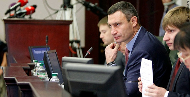Киевсовет подкорректировал “дутый” бюджет на текущий год