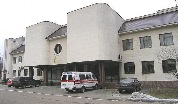 Суд запретил киевской власти проверять “Центр микрохирургии глаза”