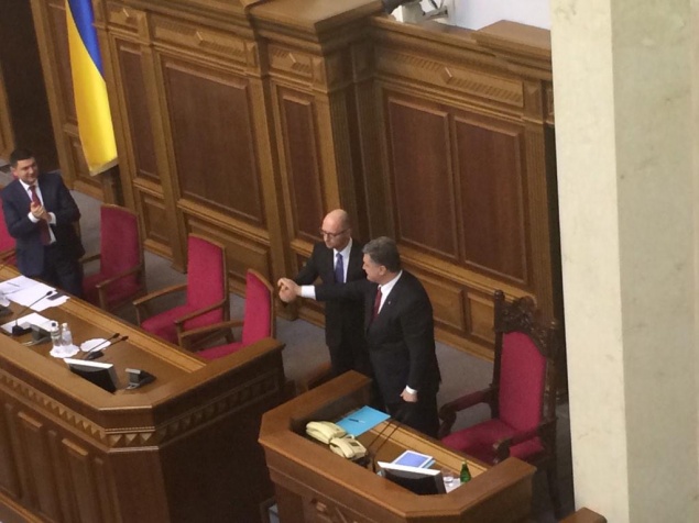 Нардепы поддержали кандидатуру Яценюка на пост премьер-министра