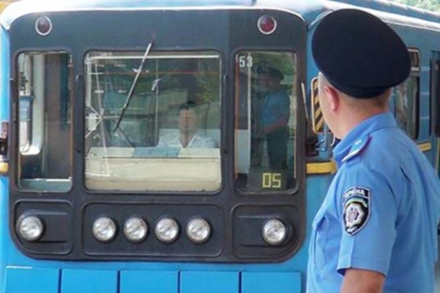 Киевский метрополитен платит миллионы госпредприятию за охрану на станциях