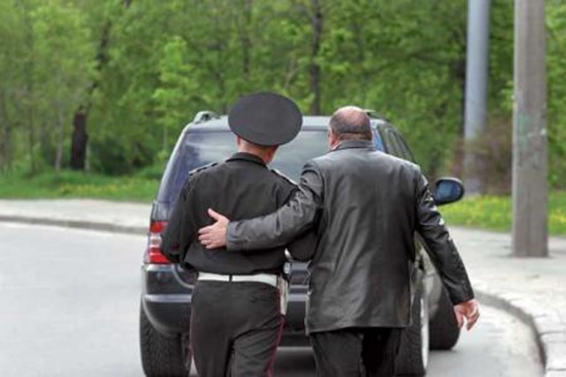 На Киевщине за сутки зафиксировано 5 попыток дать взятки ГАИшникам