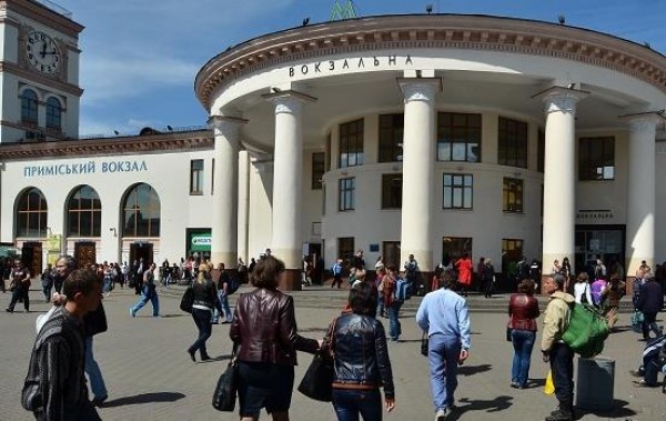 В Киеве закрыли станцию метро “Вокзальная”