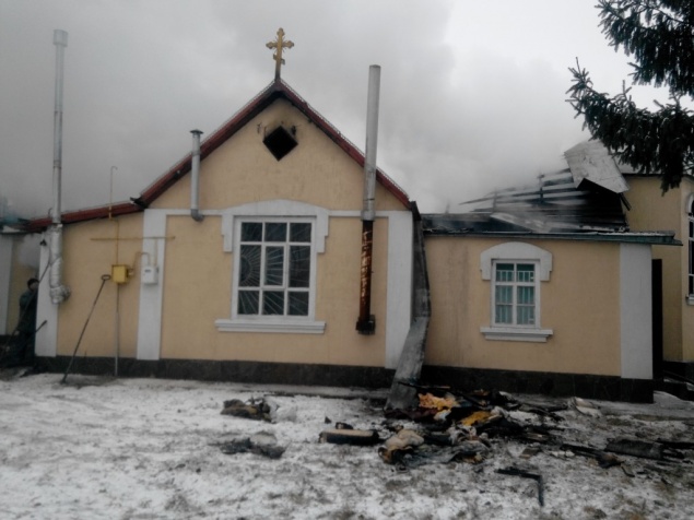 В Киевской области горела церковь (ФОТО)