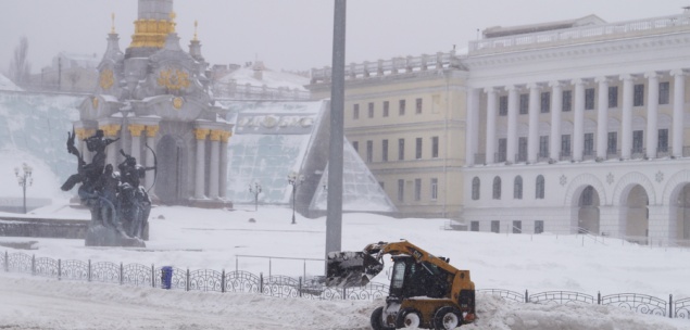 “Киевавтодор” готов выпустить на борьбу со снегопадом более 200 единиц техники