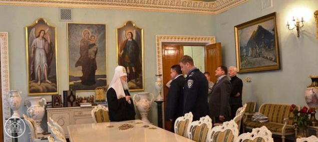 Похищенные во Владимирском соборе драгоценности возвращены в церковь (фото)