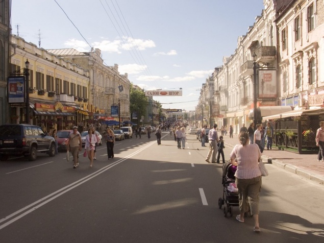 Вместо Крещатика и Андреевского спуска, власти предлагают сделать пешеходной ул. Сагайдачного
