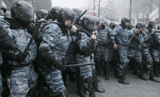 Сотрудники киевской милиции получат шлемы с “идентификационными” номерами