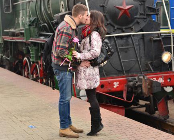 В день Святого Валентина по Киеву пройдет специальная экскурсия для влюбленных на ретро-поезде