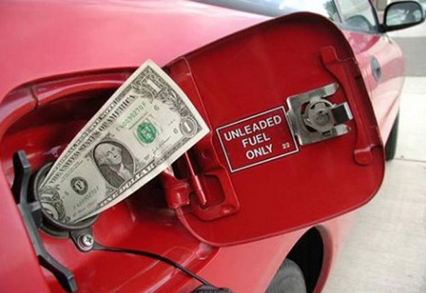 Цена на бензин и топливо в Киеве (25 февраля)