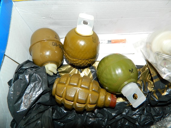 В столичном пункте приема вторсырья обнаружены боевые гранаты (ФОТО)