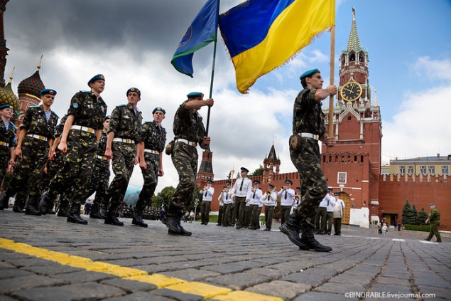 МИД посоветовал украинцам сперва хорошо подумать, прежде чем поехать в Россию
