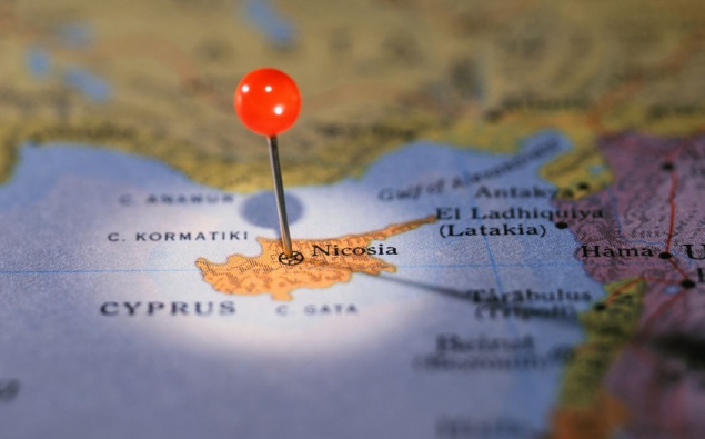 КГГА “вычислила”, что 45 незаконных строек в столице ведут две оффшорные компании из Кипра