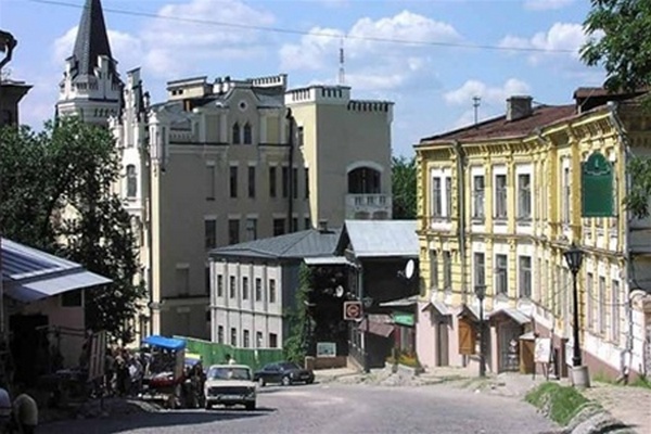 Дом художников на Андреевском спуске возвращен в собственность киевлян