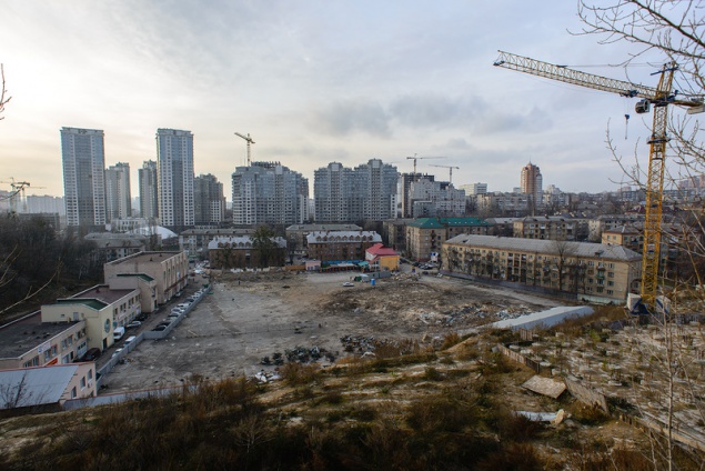 В Киеве собираются вдвое увеличить арендную плату за землю под долгостроями